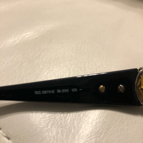 Sunglasses - Picture 4 of 4